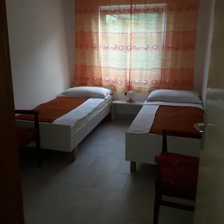 Ana Novi V. - * Novi Vinodolski