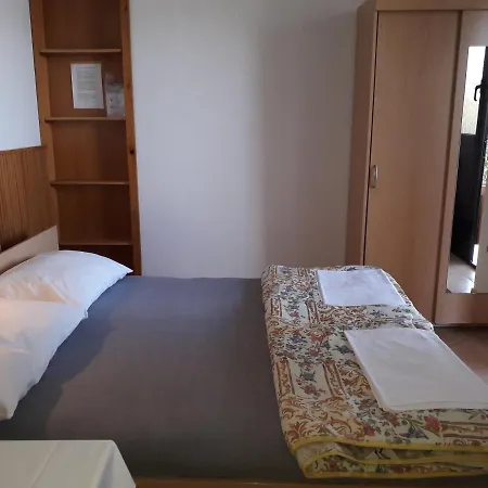 Apartment Ana Novi V. -