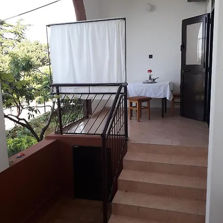 Ana Novi V. - Novi Vinodolski